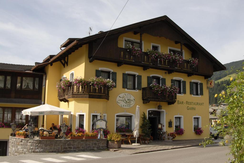 Hotel Loewenwirt Sesto Kültér fotó